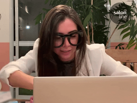 Onboarding an employee - a compendium of knowledge. Onboarding online vs. onsite implementation - is there a difference? - GIF | Gamfi Blog